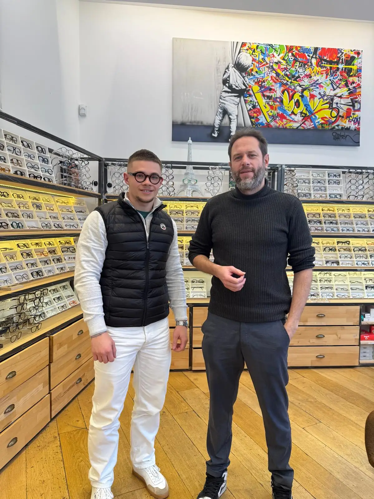 L'équipe de La Lunetterie dans la boutique, opticien indépendant à Amiens
